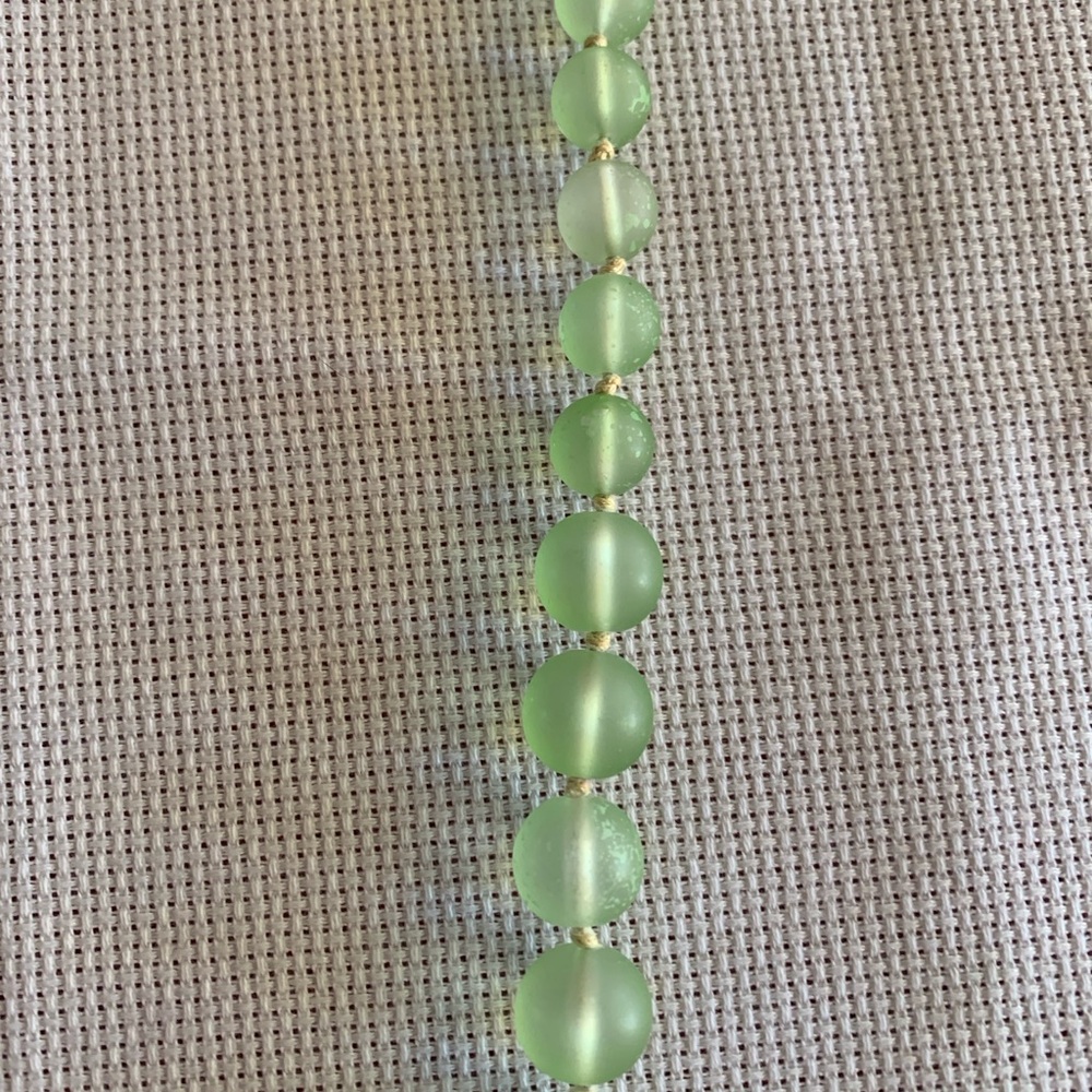 Vintage Coldwater Creek Light Green Graduated Glass Bead Necklace - Picture 2 of 5